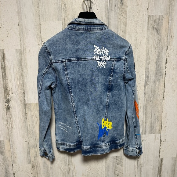 ROAD NARROWS - Picture 2 of 9